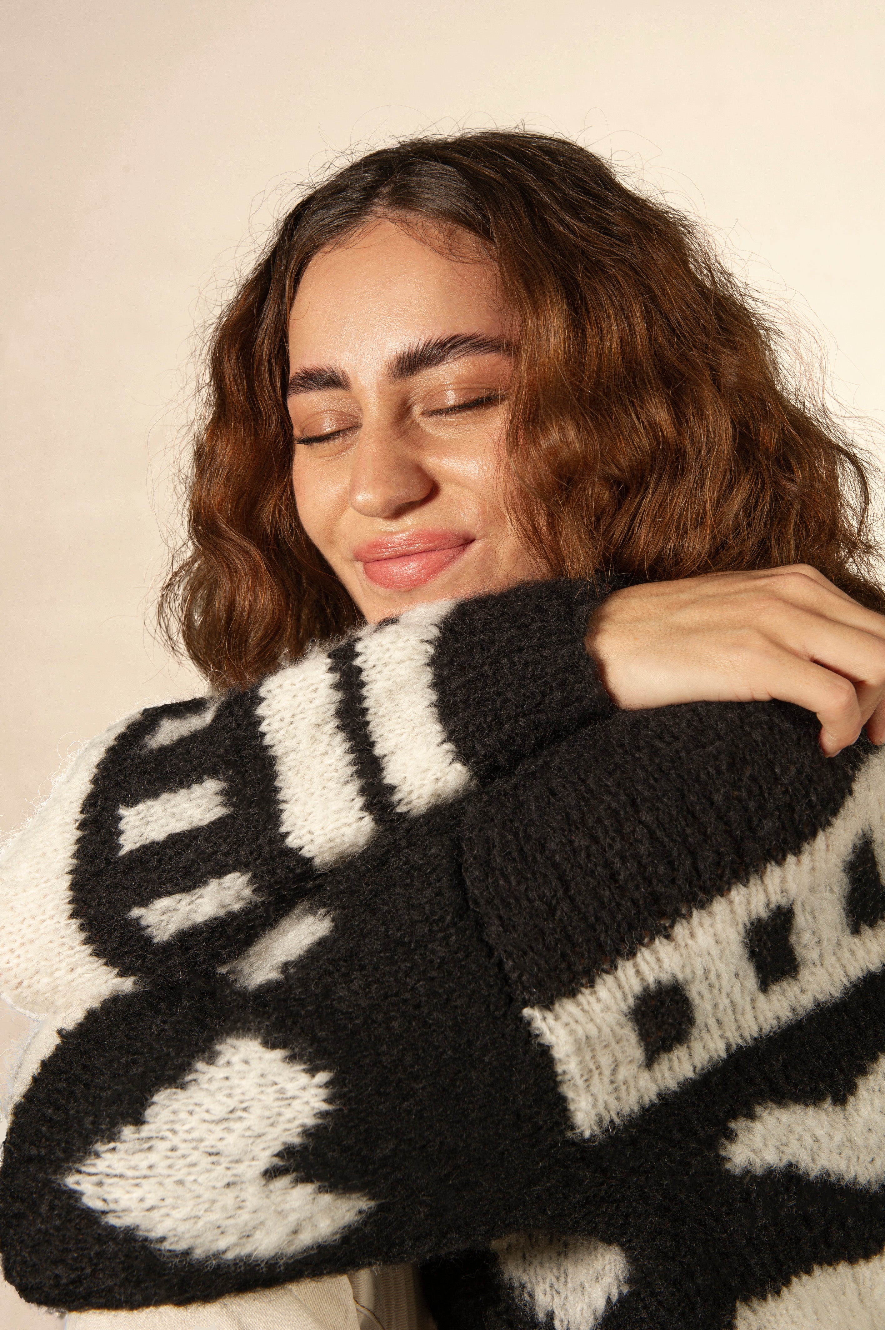 Pull Madeleine noir