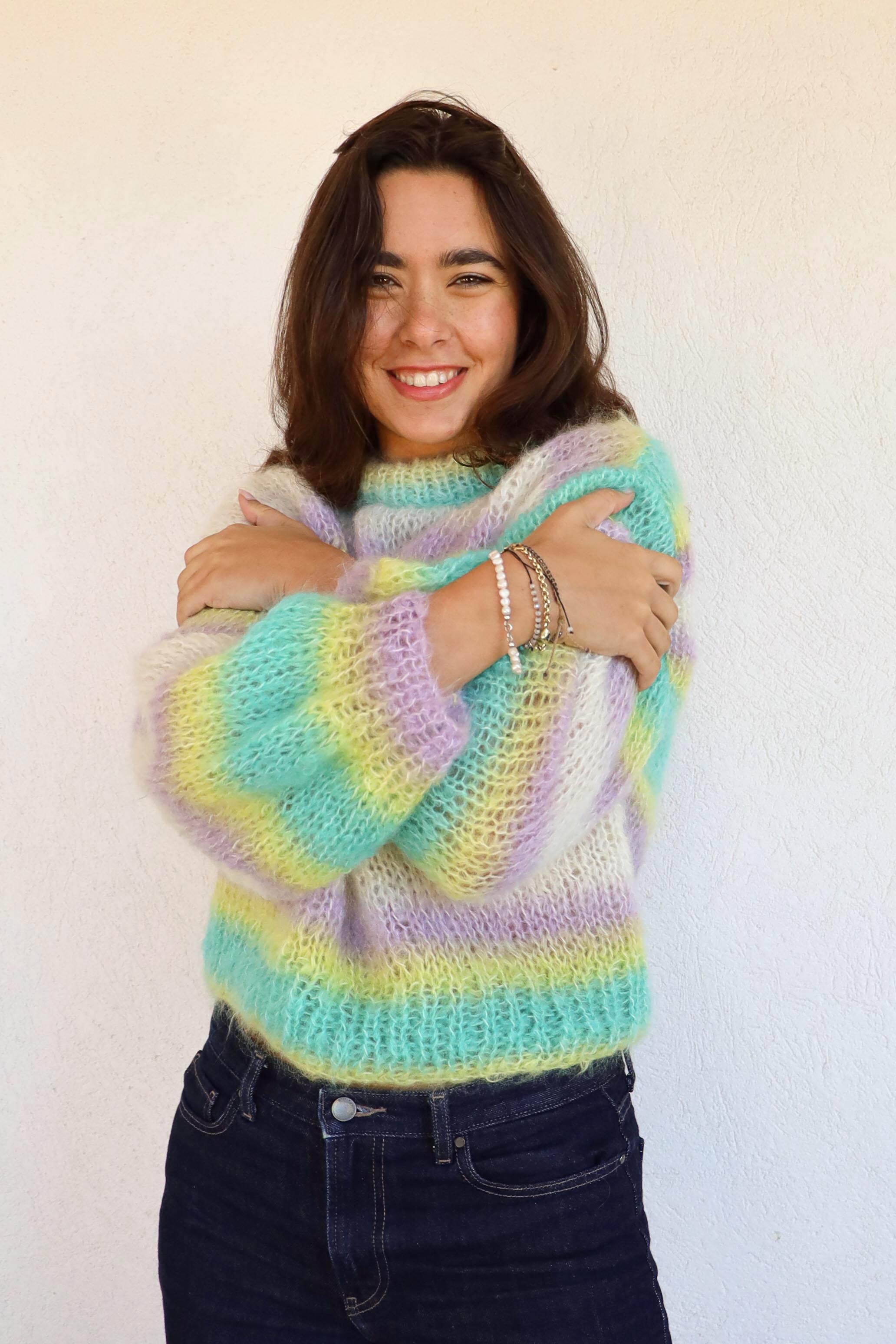 Pull Monique anisade